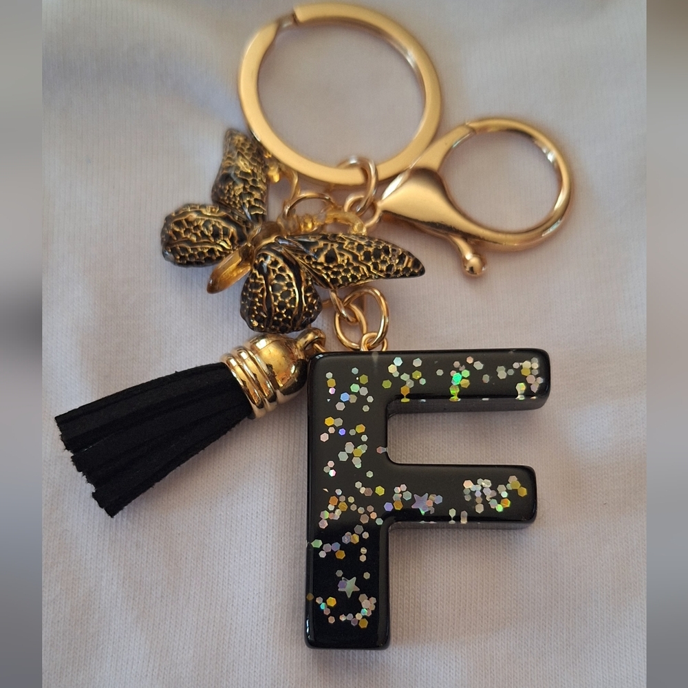 Choose 1 Sequins Alphabet Keychain 🦋✨️PRICE FIRM✨️ - Picture 5 of 11